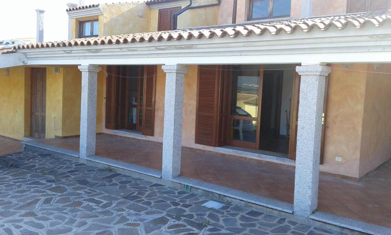 Sardinia Baya Sant'Anna Apartment Будони Екстериор снимка